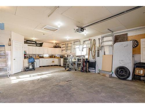 399 Cornwall Drive, Fort Mcmurray, AB - Indoor Photo Showing Garage