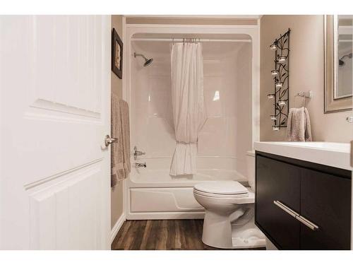 158 Pearl Bay, Fort Mcmurray, AB - Indoor Photo Showing Bathroom