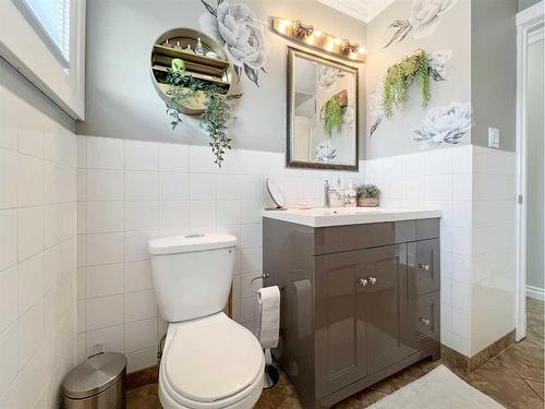 23 Moberly Crescent, Fort Mcmurray, AB - Indoor Photo Showing Bathroom