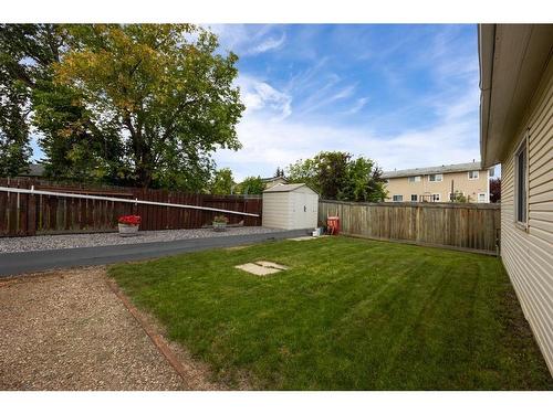 104 Simpson Way, Fort Mcmurray, AB - Outdoor With Backyard