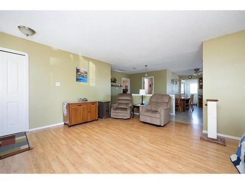 104 Simpson Way, Fort Mcmurray, AB - Indoor