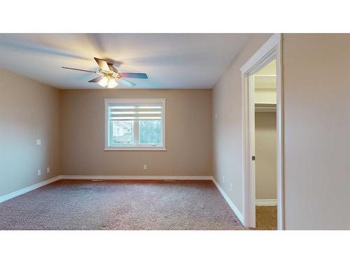 125 Paris Crescent, Fort Mcmurray, AB - Indoor Photo Showing Other Room