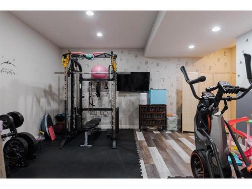 453 Heritage Drive, Fort Mcmurray, AB - Indoor Photo Showing Gym Room