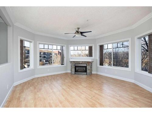 204-9918 Gordon Avenue, Fort Mcmurray, AB - Indoor Photo Showing Living Room With Fireplace