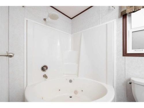 152 Grenada Place, Fort Mcmurray, AB - Indoor Photo Showing Bathroom