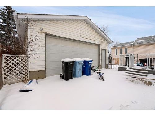 241 Bird Crescent, Fort Mcmurray, AB - Outdoor With Exterior