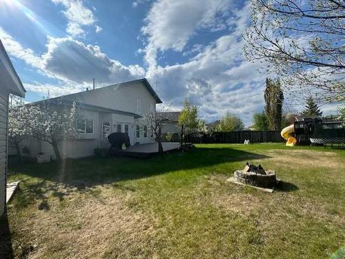 110 Lightbown Bay, Fort Mcmurray, AB - Outdoor