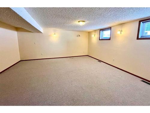 10014 102 Avenue, Lac La Biche, AB - Indoor Photo Showing Other Room
