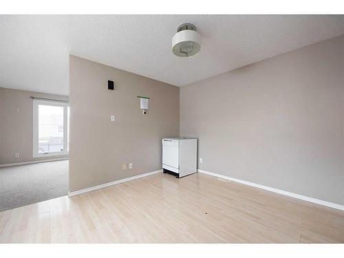 110 Caldwell Crescent, Fort Mcmurray, AB - Indoor Photo Showing Other Room