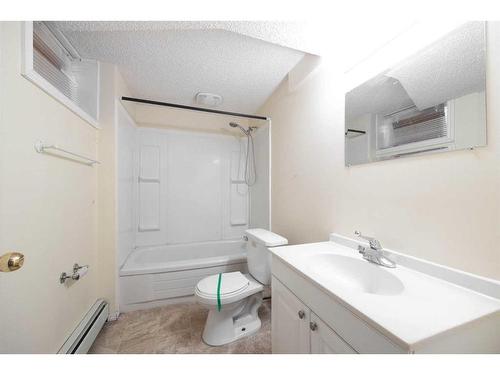 112 Caldwell Crescent, Fort Mcmurray, AB - Indoor Photo Showing Bathroom