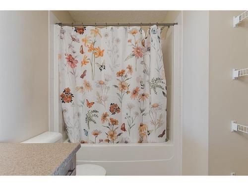 1403-204 Sparrow Hawk Drive, Fort Mcmurray, AB - Indoor Photo Showing Bathroom
