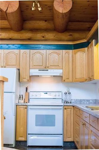 153 & 157 Lakeshore Drive, Lac La Biche, AB - Indoor Photo Showing Kitchen