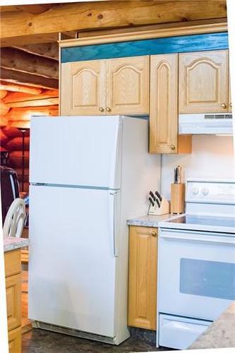 153 & 157 Lakeshore Drive, Lac La Biche, AB - Indoor Photo Showing Kitchen