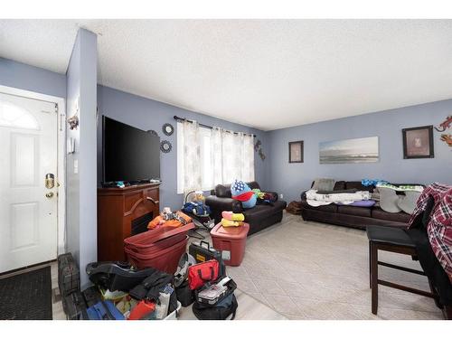 173 Sitka Drive, Fort Mcmurray, AB - Indoor
