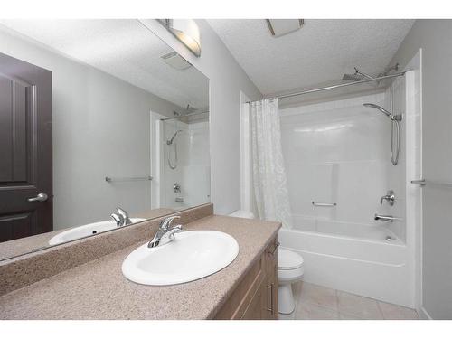 1304-135A Sandpiper Road, Fort Mcmurray, AB - Indoor Photo Showing Bathroom
