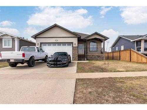 781 Beacon Hill Drive, Fort Mcmurray, AB - Outdoor With Facade