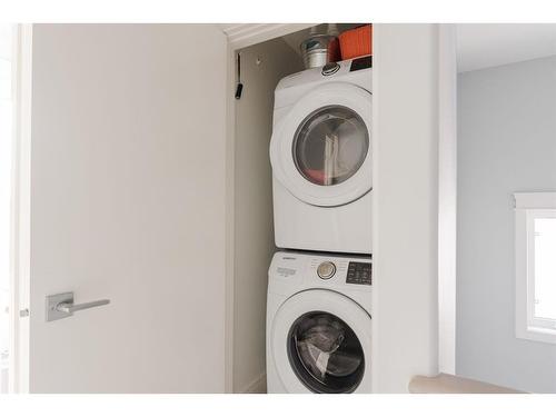 113 Garson Place, Fort Mcmurray, AB - Indoor Photo Showing Laundry Room
