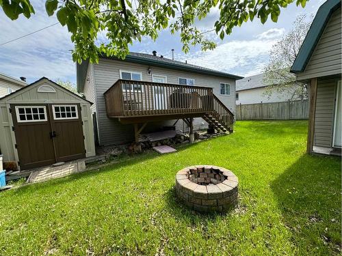 179 Breukel Crescent, Fort Mcmurray, AB - Outdoor With Exterior