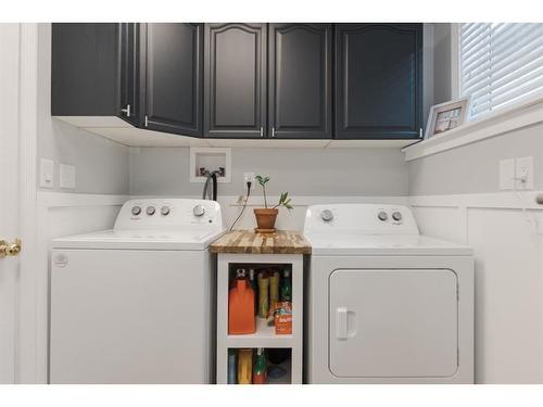 191 Atkinson Lane, Fort Mcmurray, AB - Indoor Photo Showing Laundry Room