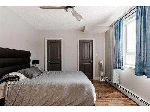 115-136B Sandpiper Road, Fort Mcmurray, AB - Indoor Photo Showing Bedroom