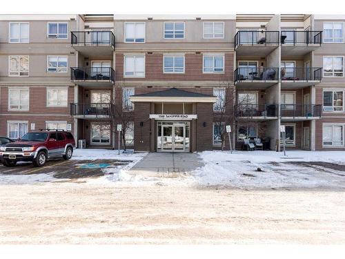 115-136B Sandpiper Road, Fort Mcmurray, AB - Outdoor With Facade