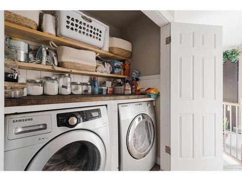 128 Coyote Crescent, Fort Mcmurray, AB - Indoor Photo Showing Laundry Room