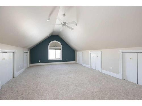 321 Brett Drive, Fort Mcmurray, AB - Indoor Photo Showing Bedroom
