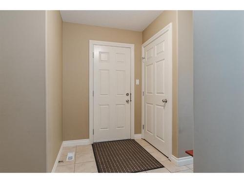 549 Walnut Crescent, Fort Mcmurray, AB - Indoor Photo Showing Other Room