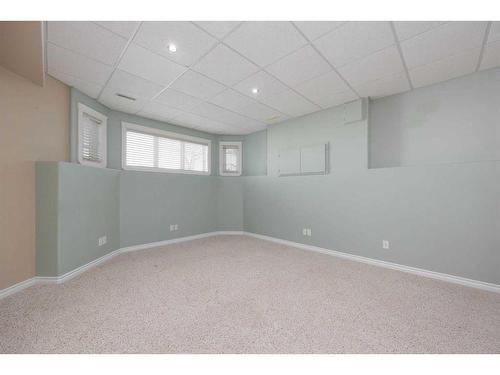 225 Crown Creek Lane, Fort Mcmurray, AB - Indoor Photo Showing Other Room