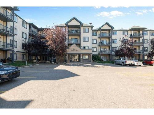 203-100 Richard Street, Fort Mcmurray, AB - Outdoor With Balcony With Facade
