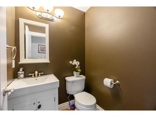 105 Lynx Crescent, Fort Mcmurray, AB - Indoor Photo Showing Bathroom