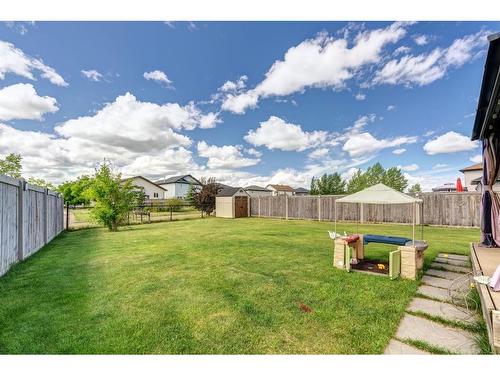 105 Lynx Crescent, Fort Mcmurray, AB - Outdoor With Backyard