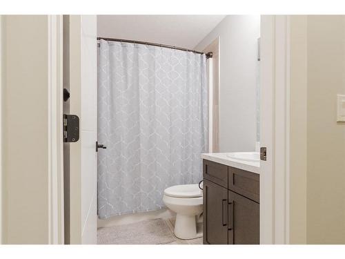 399 Prospect Drive, Fort Mcmurray, AB - Indoor Photo Showing Bathroom