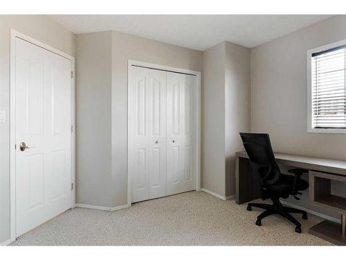 105 Bussieres Drive, Fort Mcmurray, AB - Indoor Photo Showing Laundry Room
