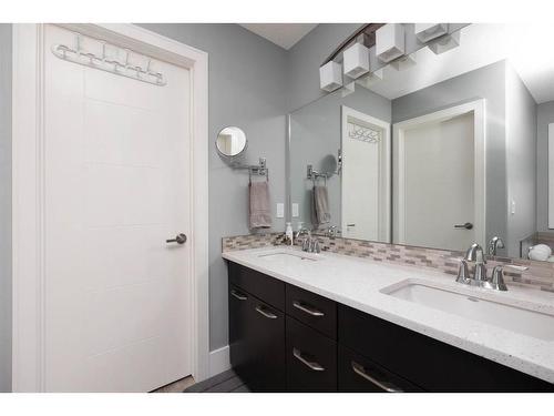 259 Killdeer Way, Fort Mcmurray, AB - Indoor Photo Showing Bathroom
