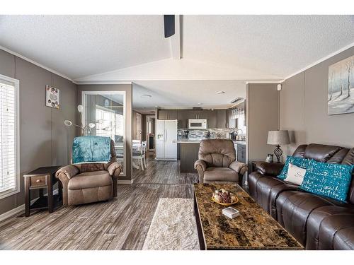 164 Caouette Crescent, Fort Mcmurray, AB - Indoor Photo Showing Living Room