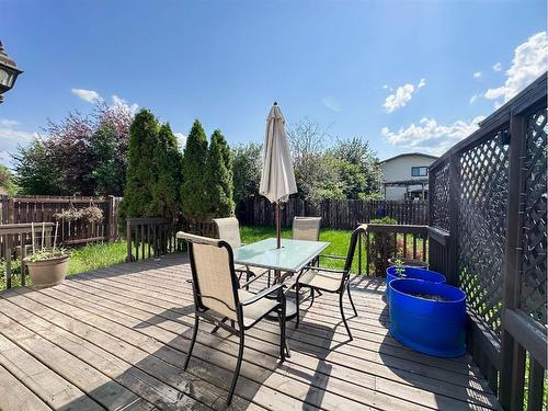 148 Beaton Place, Fort Mcmurray, AB - Outdoor With Deck Patio Veranda