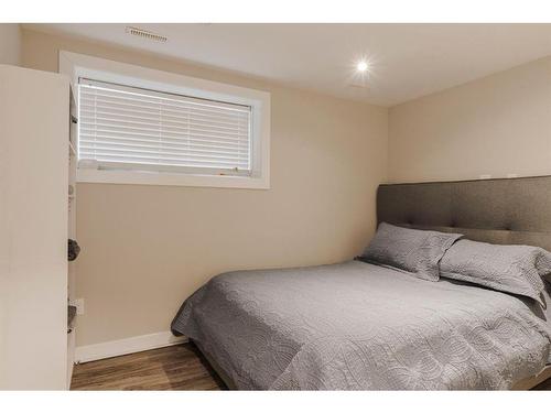 128 Elderberry Street, Fort Mcmurray, AB - Indoor Photo Showing Bedroom