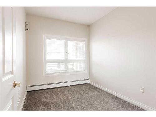 403-10101 Morrison Street, Fort Mcmurray, AB - Indoor Photo Showing Other Room