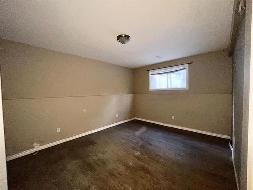 221 Timberline Drive, Fort Mcmurray, AB - Indoor Photo Showing Other Room
