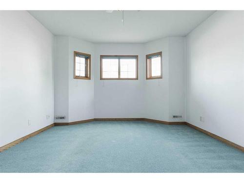 274 Barber Drive, Fort Mcmurray, AB - Indoor Photo Showing Other Room