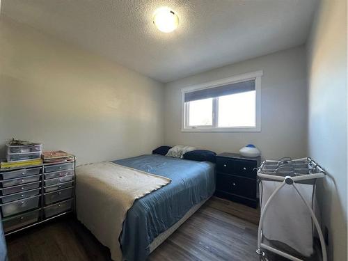 10321 101 A Avenue, Lac La Biche, AB - Indoor Photo Showing Bedroom