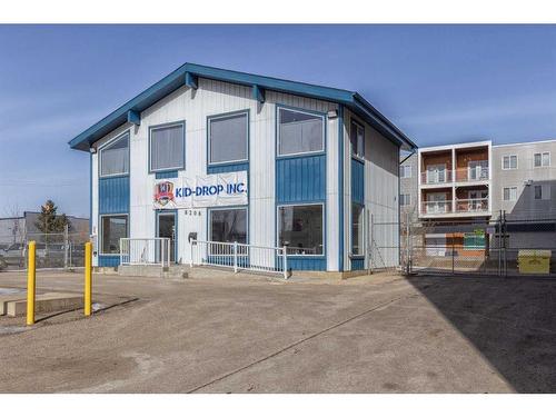 8208 Manning Avenue, Fort Mcmurray, AB 