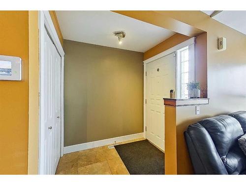 157 Black Bear Crescent, Fort Mcmurray, AB - Indoor Photo Showing Other Room