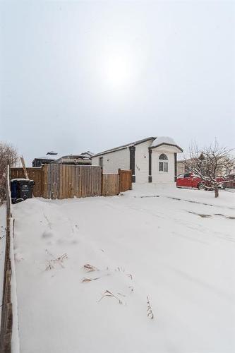 188 Caouette Crescent, Fort Mcmurray, AB - Outdoor