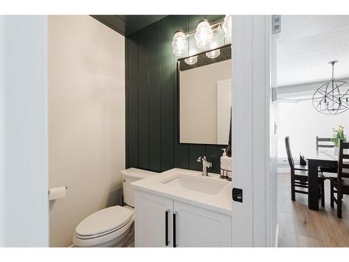 180 Brosseau Crescent, Fort Mcmurray, AB - Indoor Photo Showing Bathroom