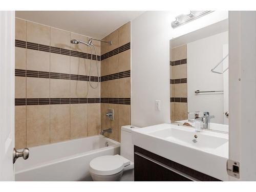 453 Signal Road, Fort Mcmurray, AB - Indoor Photo Showing Bathroom