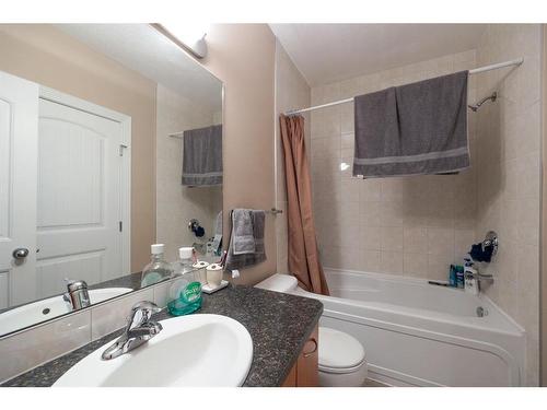 137 Fox Crescent, Fort Mcmurray, AB - Indoor Photo Showing Bathroom