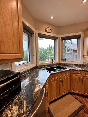 67325, 834 Churchill Park Road, Rural Lac La Biche County, AB - Indoor Photo Showing Kitchen With Double Sink