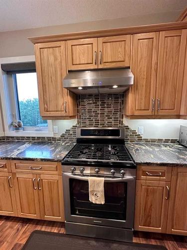 67325, 834 Churchill Park Road, Rural Lac La Biche County, AB - Indoor Photo Showing Kitchen